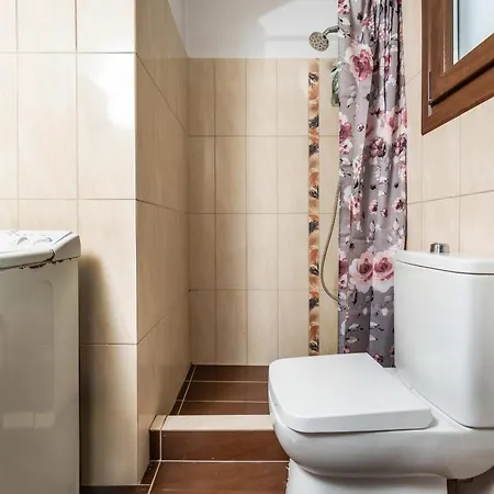 Naxos Chora Modern Dream Apt With Jacuzzi & Patio Apartment